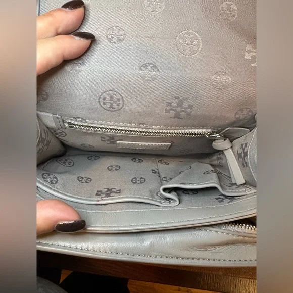 EUC Tory Burch Grey Crossbody Bag with Chain Strap. - Picture 7 of 16